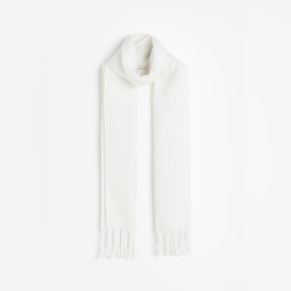 H&M brushed finish scarf (white) - Picture 1 of 2